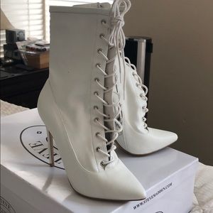 Steve Madden boots Satisfied